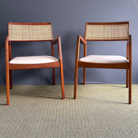 PAIR Jens Risom C140 Lounge Chairs | Original Mid Century Walnut MCM Playboy - Picture 4 of 16